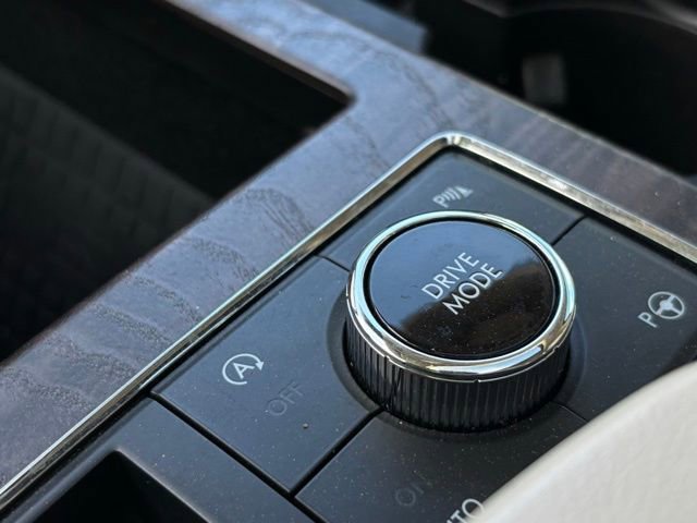 Used 2019 Lincoln Navigator Reserve image 42