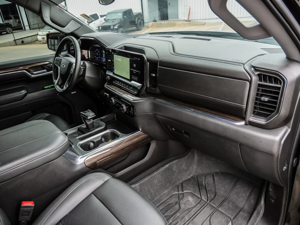 Used 2024 Chevrolet Silverado 1500 RST w/ RST All Star Premium Package AWD/4WD image 18