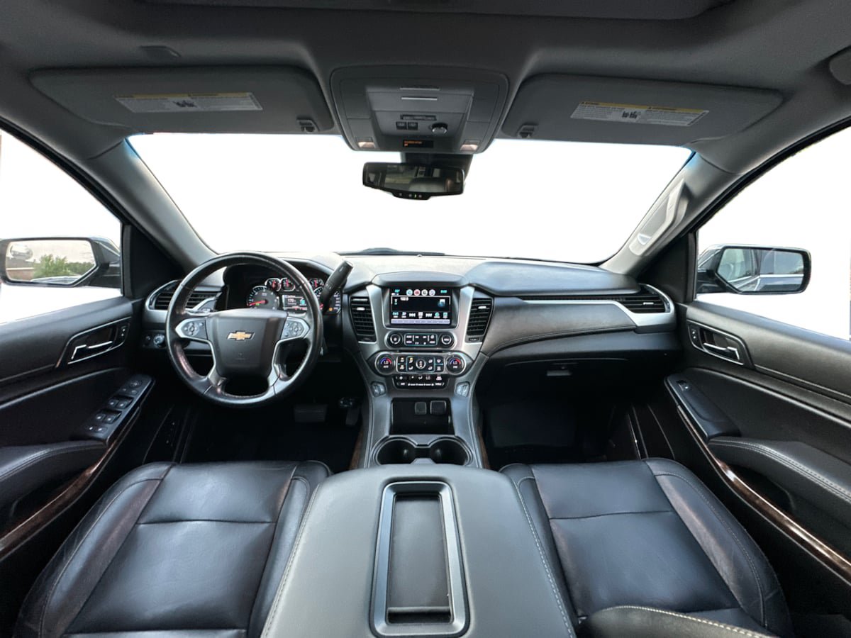 Used 2019 Chevrolet Suburban LT AWD/4WD image 13