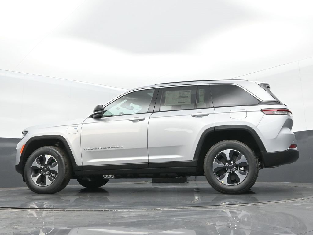 New 2024 Jeep Grand Cherokee Limited 4xe image 37