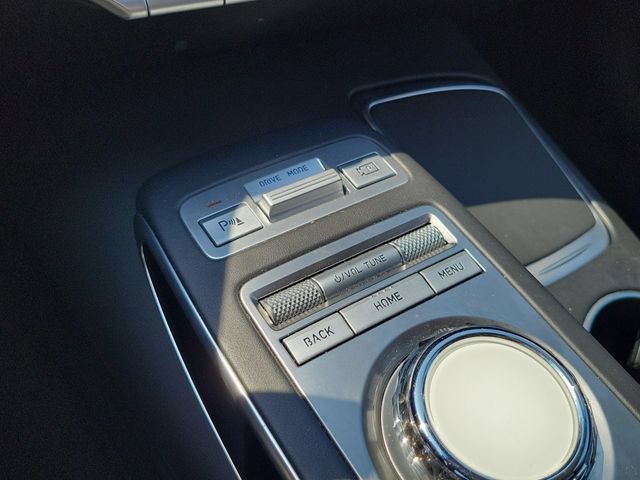 Used 2025 Genesis GV70 2.5T AWD/4WD image 34