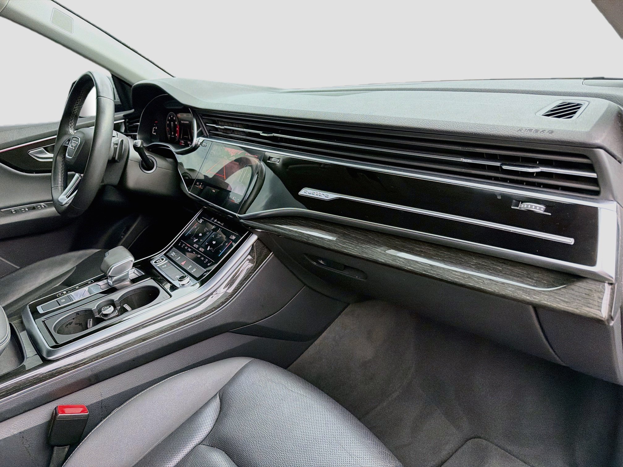 Used 2021 Audi Q8 Premium Plus w/ Premium Plus Package AWD/4WD image 13