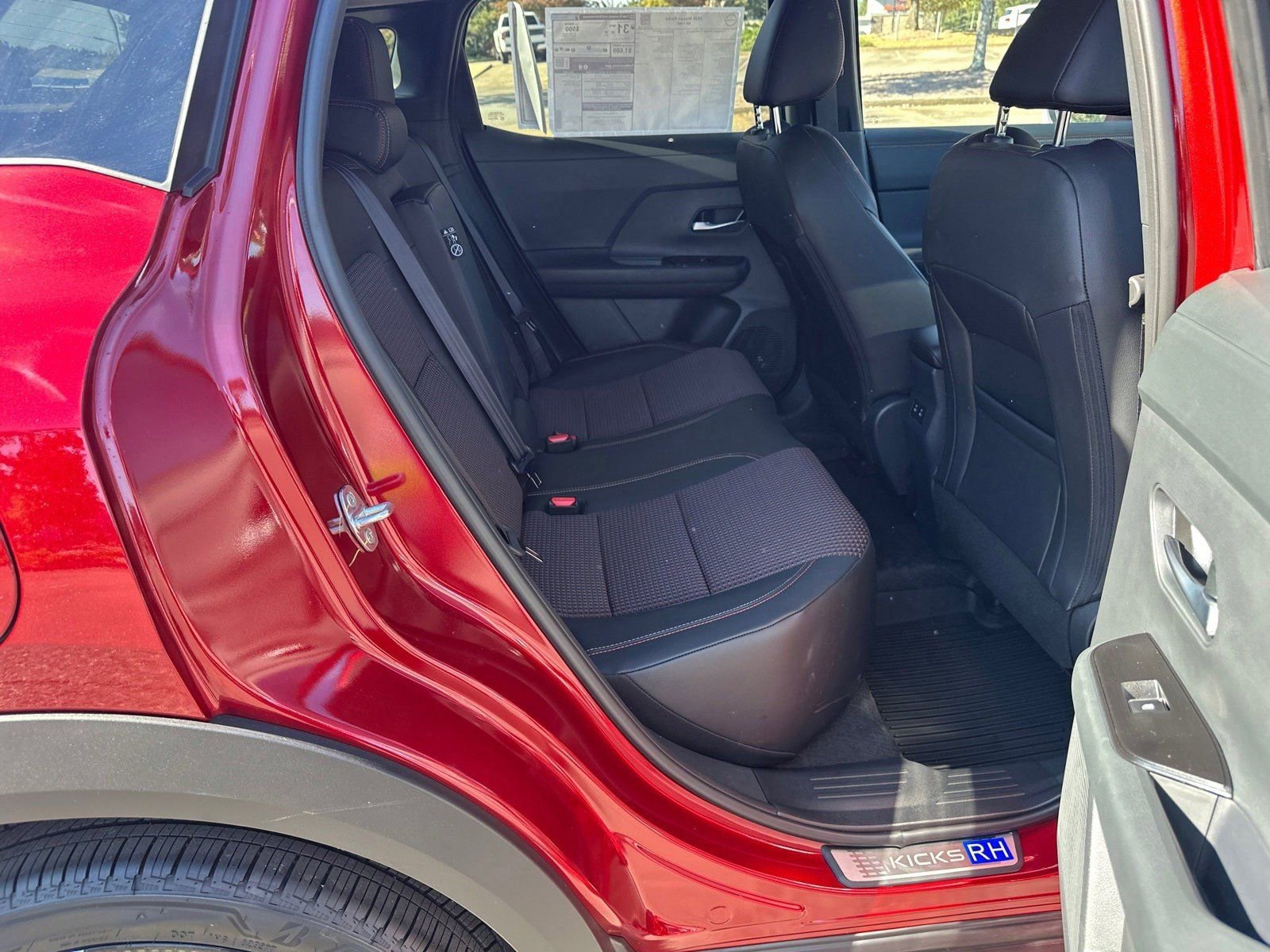 New 2026 Nissan Kicks SR w/ Illumination Package image 15