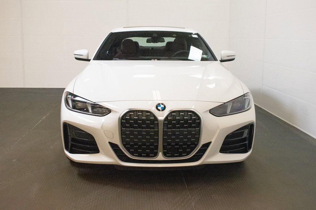 New 2026 BMW 430i xDrive Coupe w/ M Sport Package AWD/4WD image 2