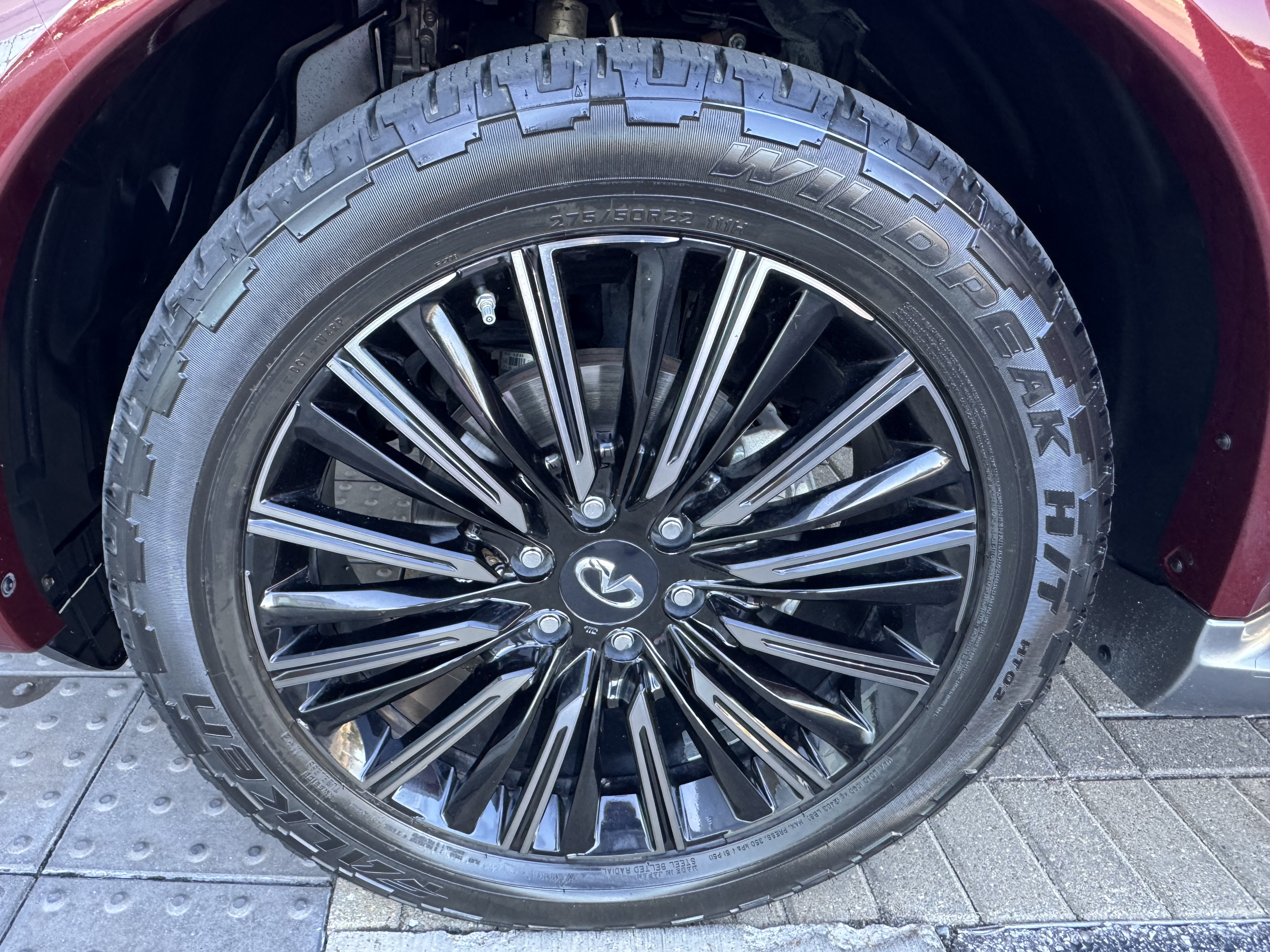 Used 2020 INFINITI QX80 Limited w/ All-Season Package AWD/4WD image 9