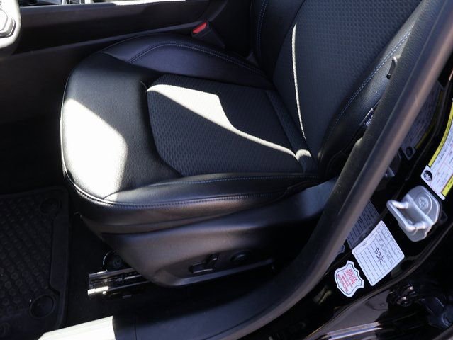 Used 2025 Jeep Compass Latitude w/ Sun & Sound Group image 38