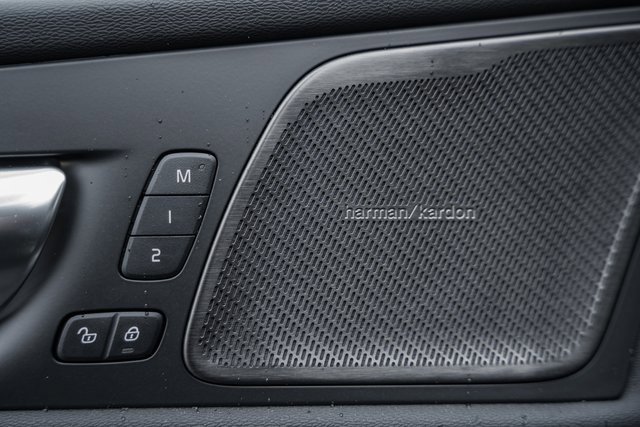 New 2026 Volvo XC60 B5 Ultra w/ Protection Package Premier image 37