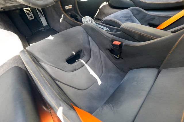 Used 2019 McLaren 600LT RWD image 68