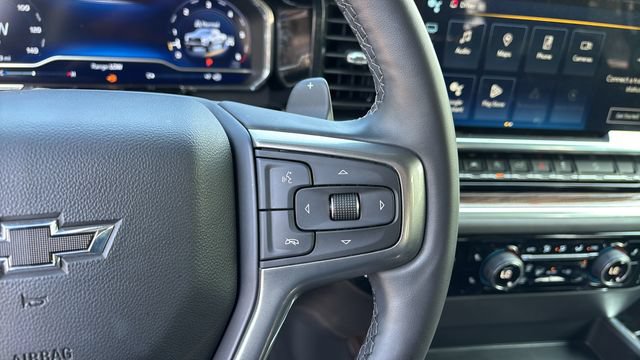 Used 2025 Chevrolet Silverado 1500 LT Trail Boss w/ Convenience Package II AWD/4WD image 24