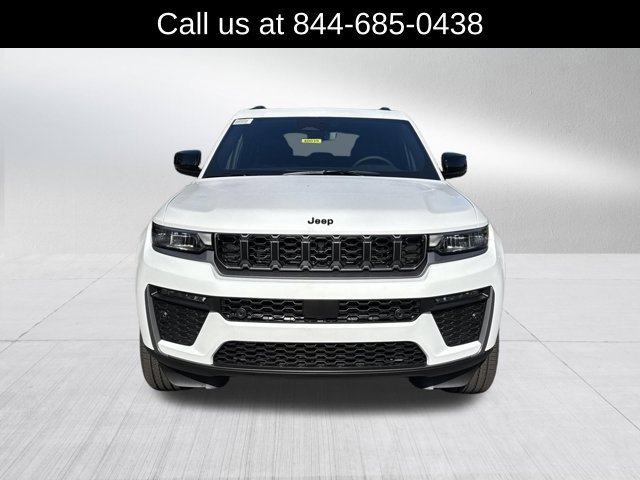 New 2026 Jeep Grand Cherokee Limited AWD/4WD image 2