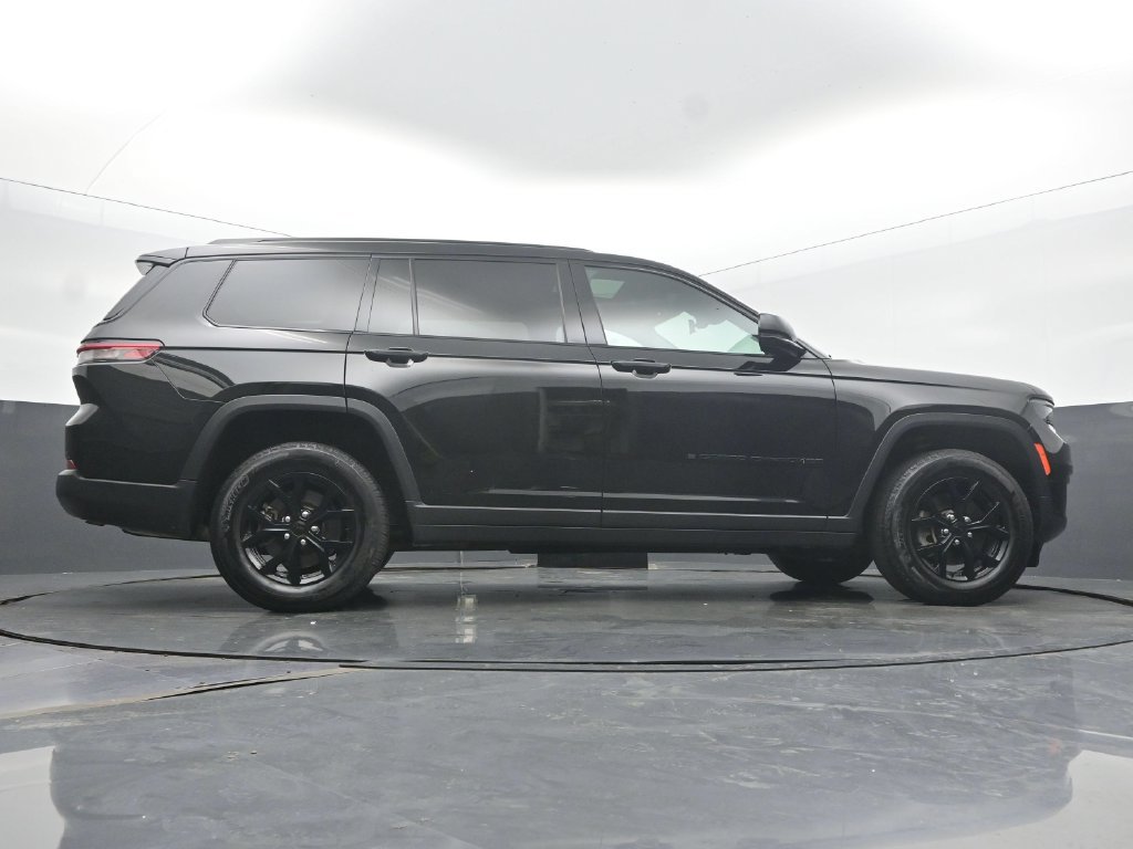 Used 2025 Jeep Grand Cherokee L Altitude AWD/4WD image 51
