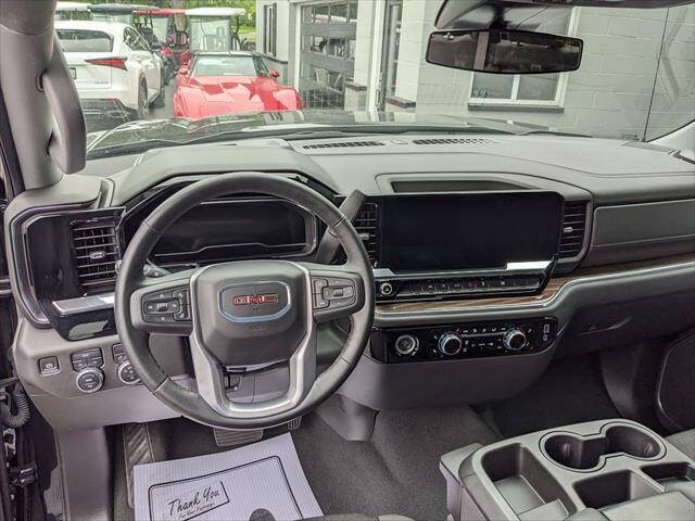 Used 2024 GMC Sierra 1500 Elevation AWD/4WD image 13