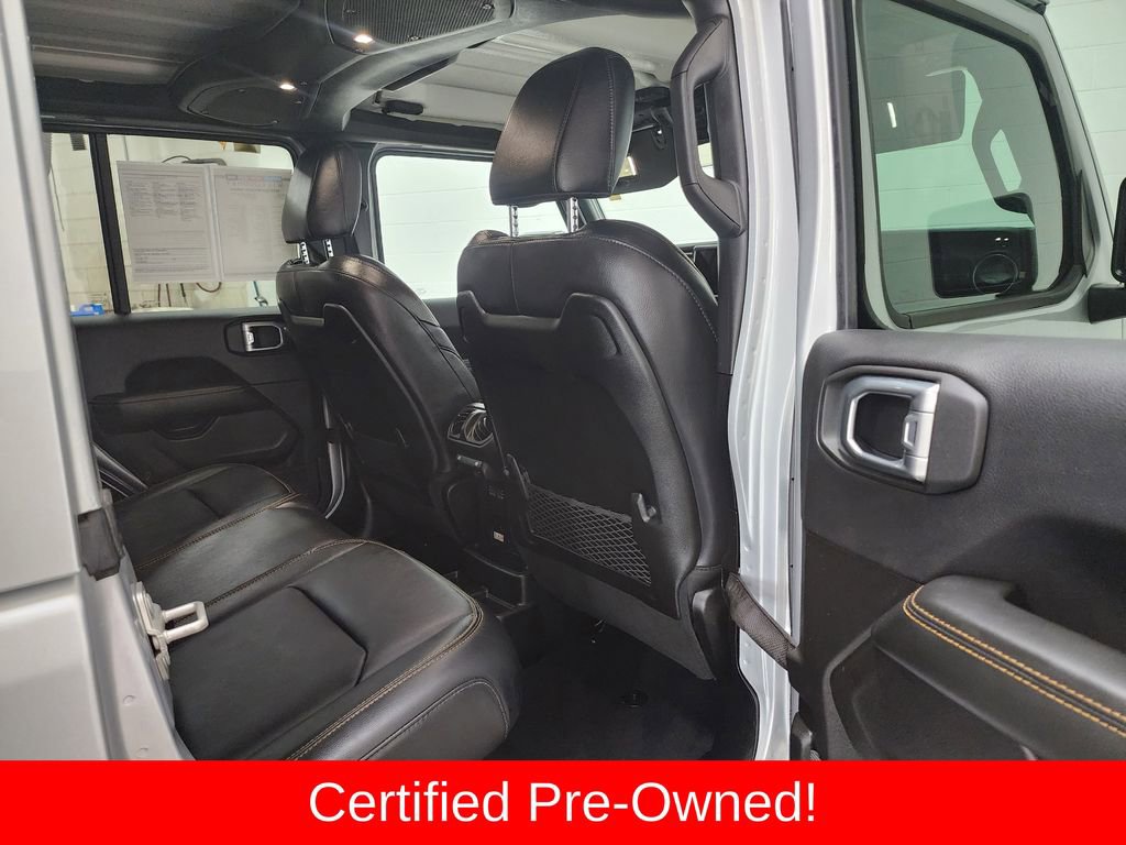 Certified 2024 Jeep Wrangler Unlimited Sahara w/ Technology Group AWD/4WD image 29