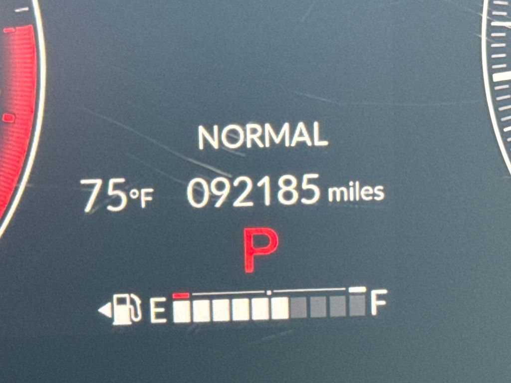 Used 2023 Honda CR-V EX-L image 5