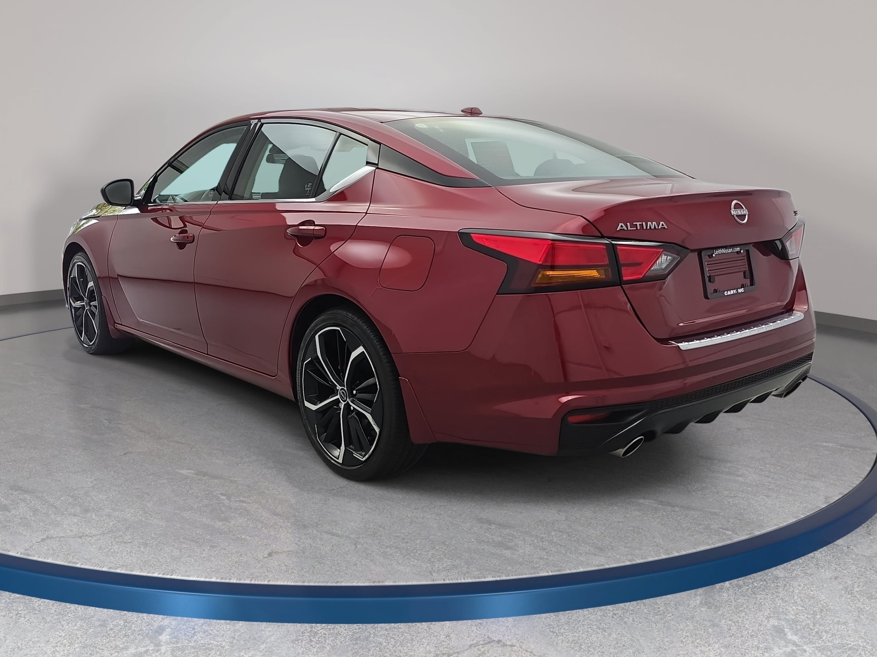Certified 2023 Nissan Altima 2.5 SR FWD image 7
