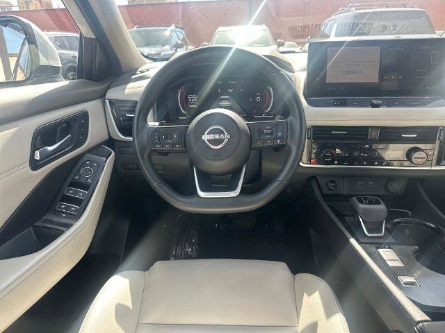 Certified 2024 Nissan Rogue SL w/ SL Premium Package image 19