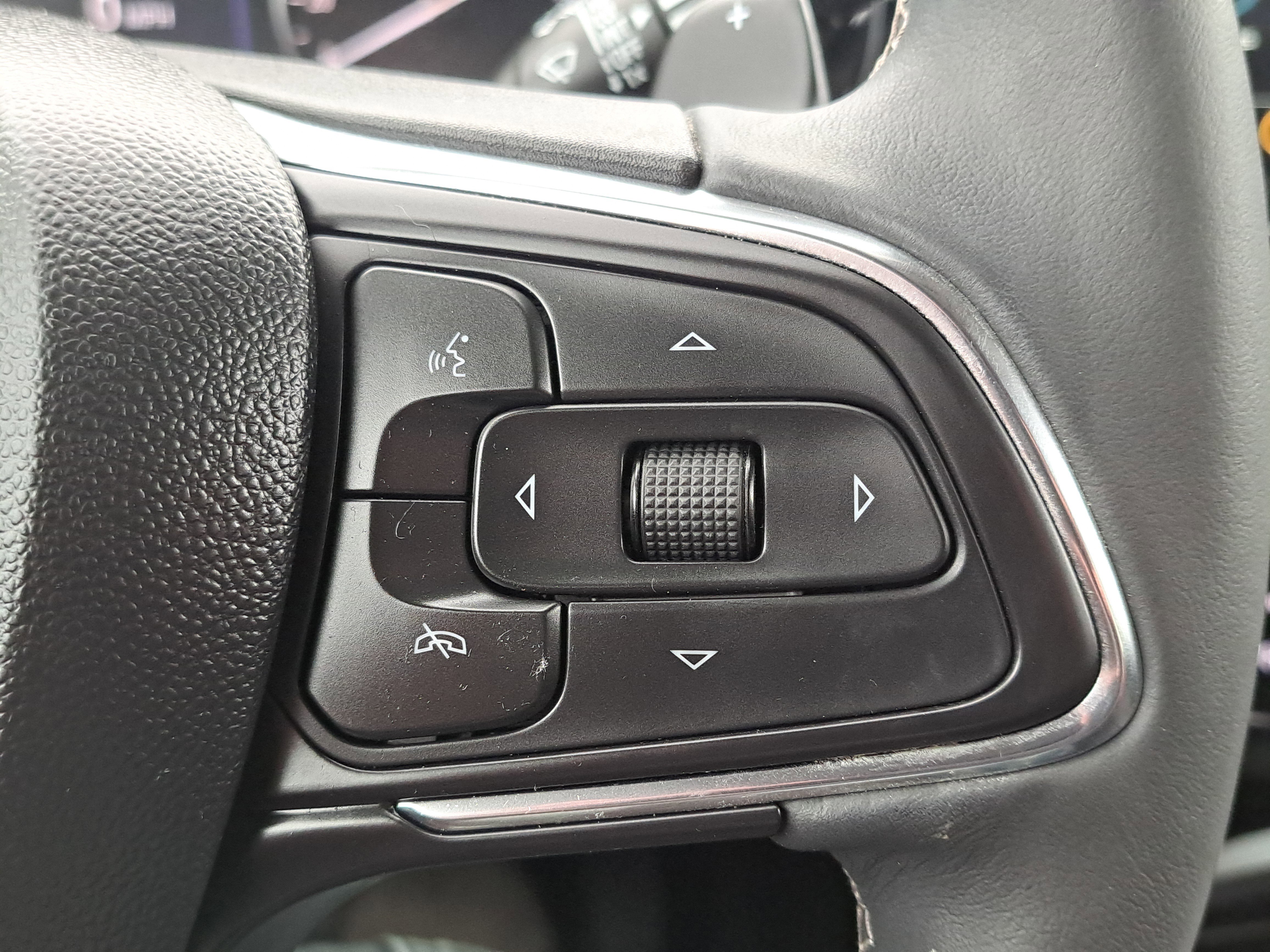 Used 2022 Buick Envision Preferred image 17