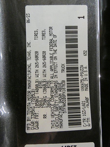 Used 2023 Toyota Tundra Platinum AWD/4WD image 32