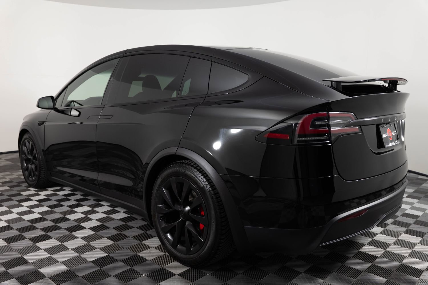 Used 2024 Tesla Model X Plaid AWD/4WD image 4