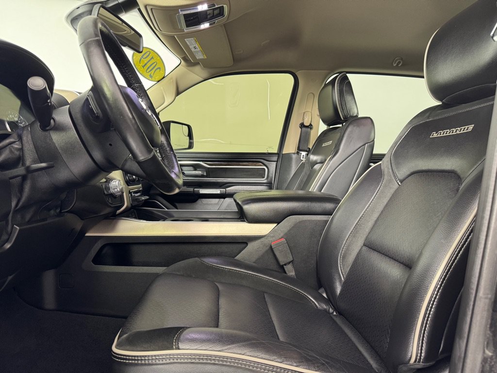 Used 2019 RAM 1500 Laramie AWD/4WD image 12