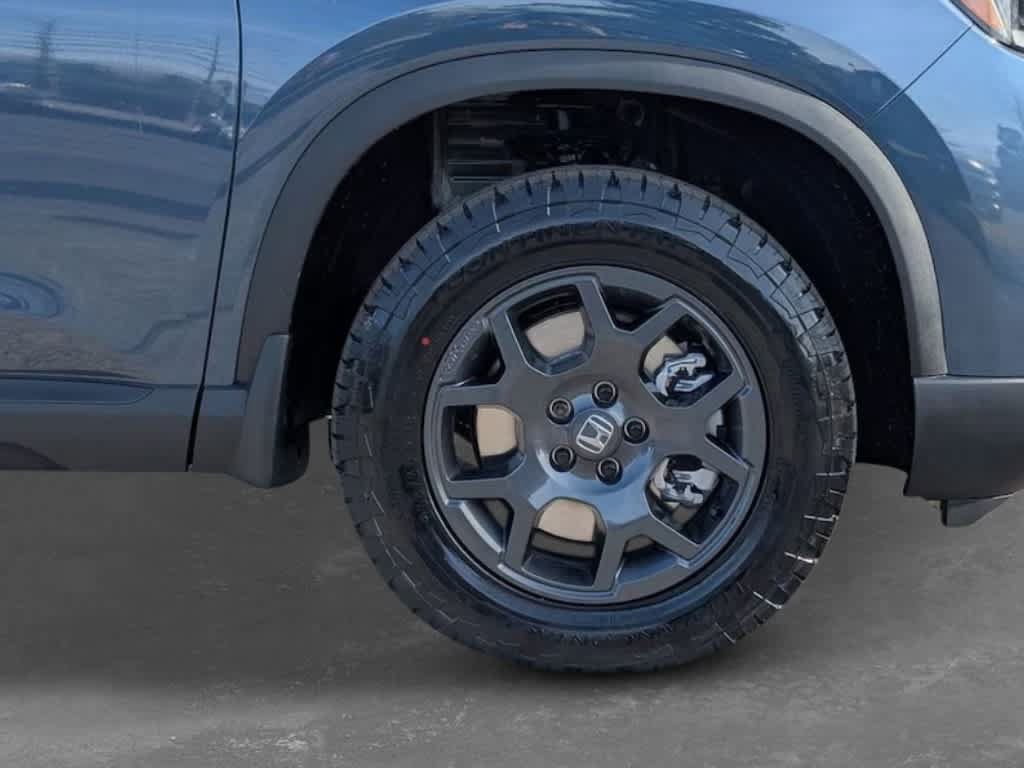 New 2026 Honda Pilot TrailSport image 9