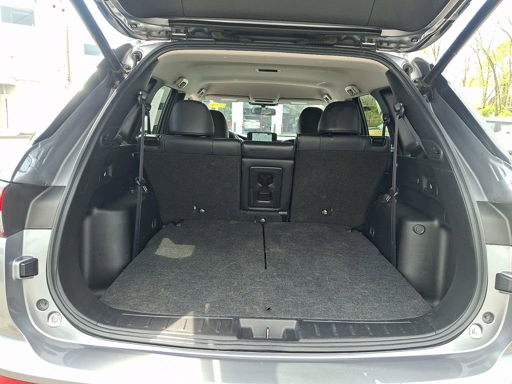 Used 2024 Mitsubishi Outlander SE AWD/4WD image 30