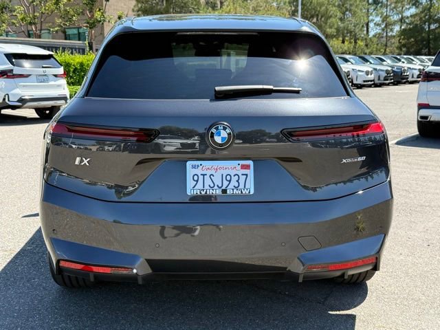 Used 2026 BMW iX xDrive60 w/ Premium Package AWD/4WD image 10