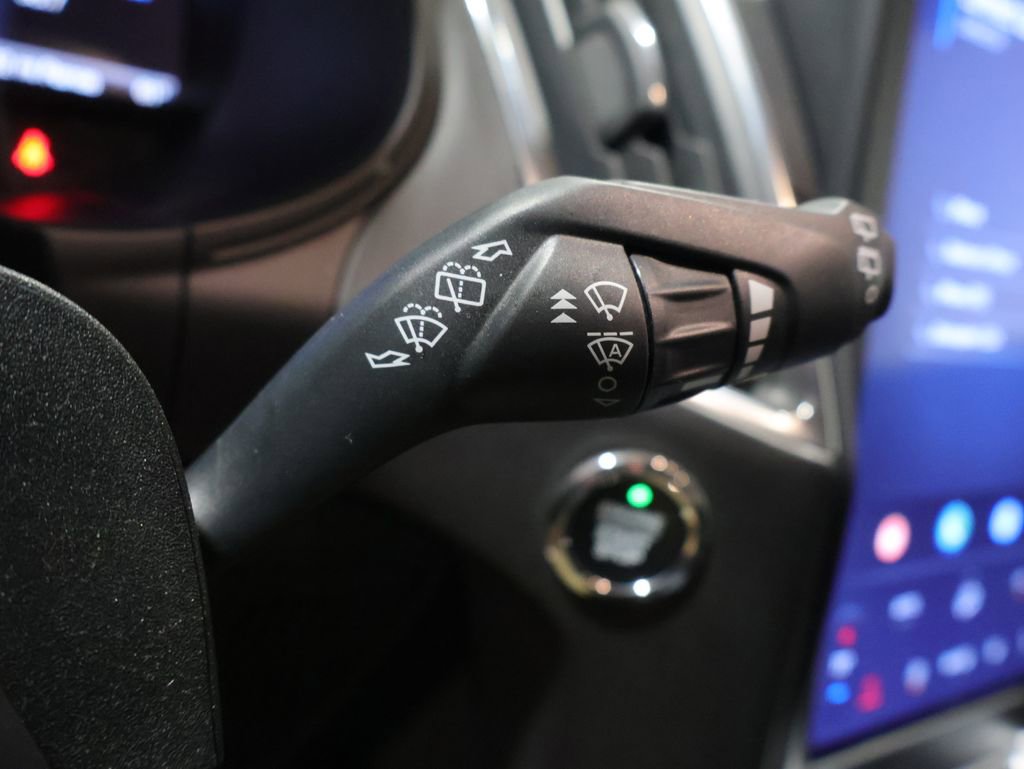 Used 2024 Ford Edge Titanium w/ Equipment Group 301A image 36