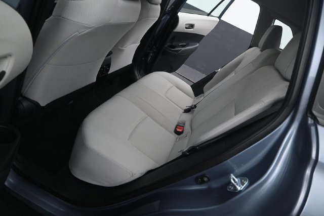 Used 2025 Toyota Corolla Cross L FWD image 13