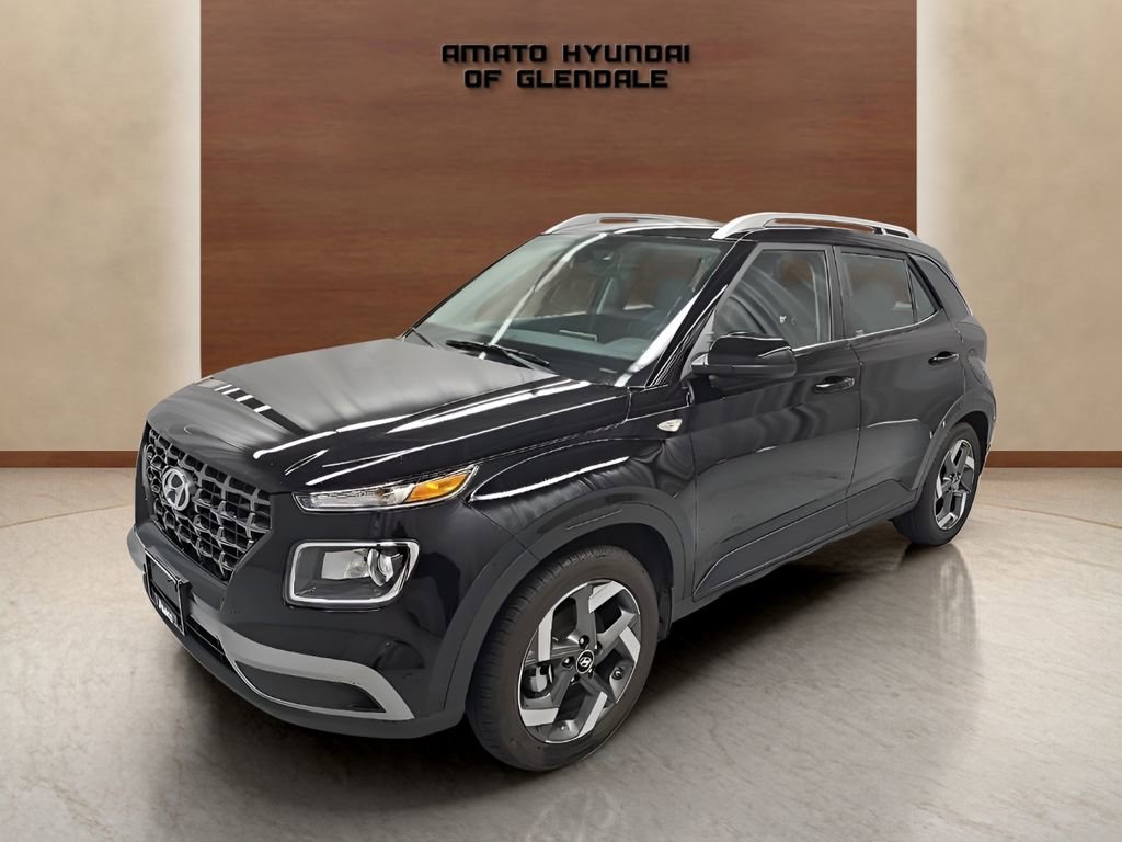 Certified 2024 Hyundai Venue SEL image 9