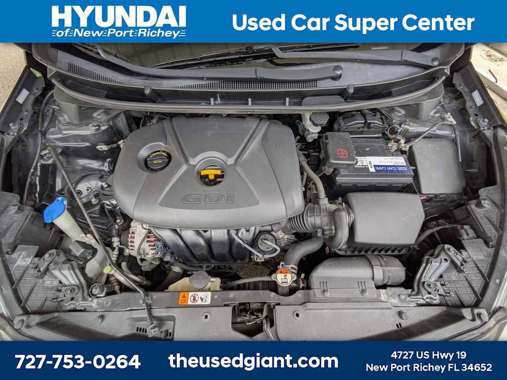 Used 2017 Hyundai Elantra GT image 14