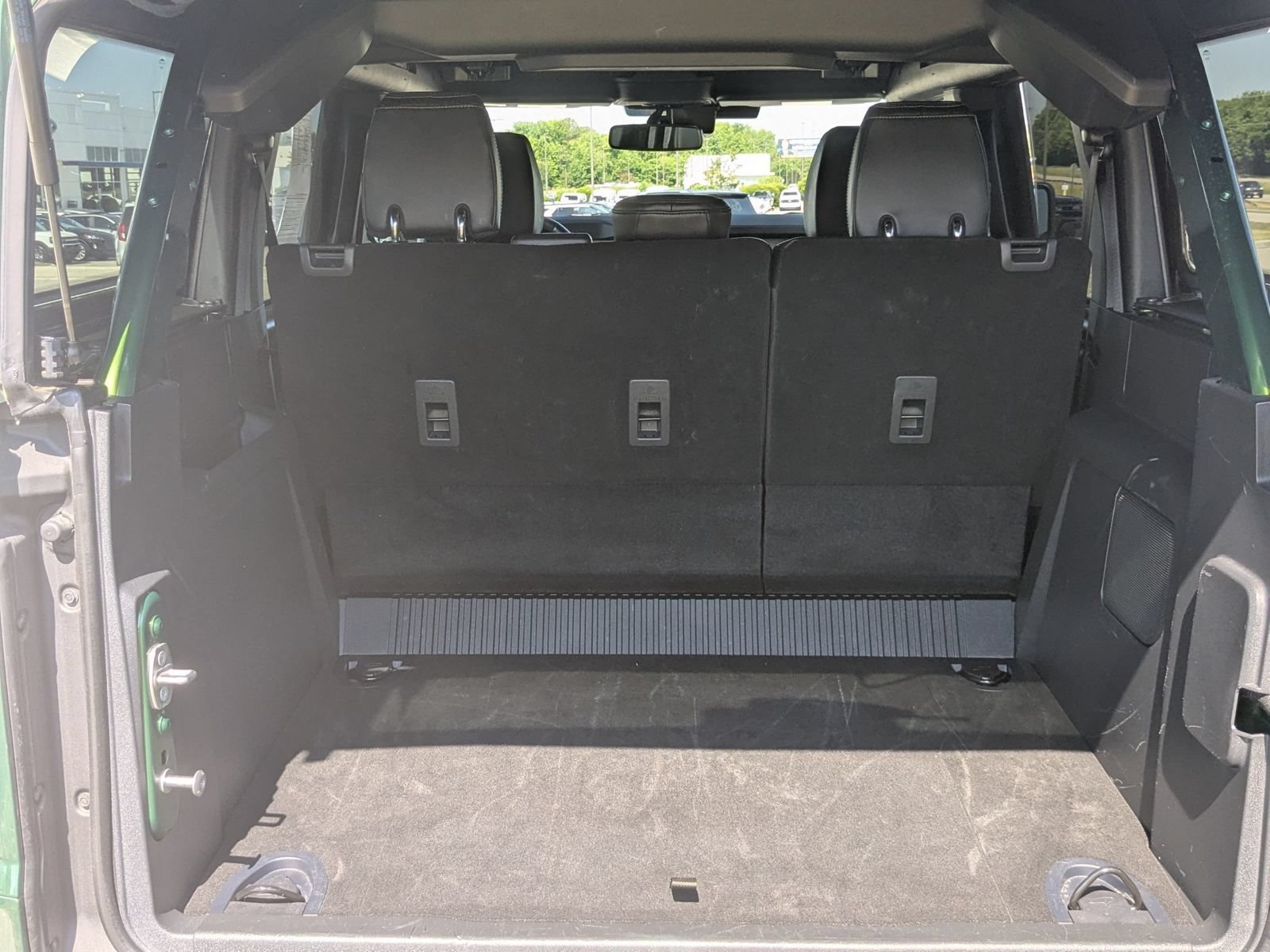 Used 2025 Ford Bronco Outer Banks AWD/4WD image 35