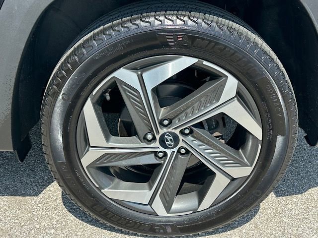 Used 2024 Hyundai Tucson Limited AWD/4WD image 32