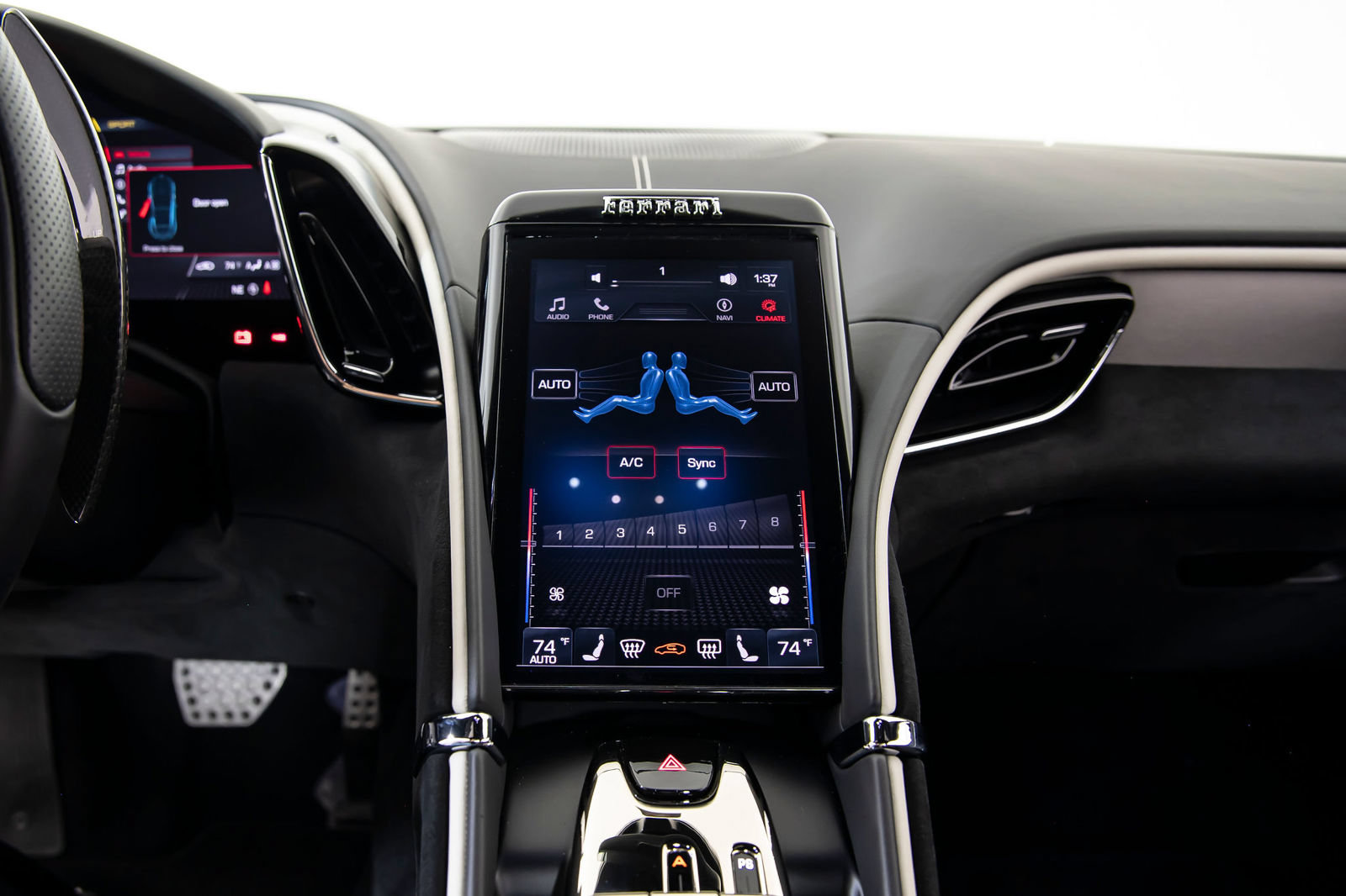 Certified 2022 Ferrari Roma RWD image 13