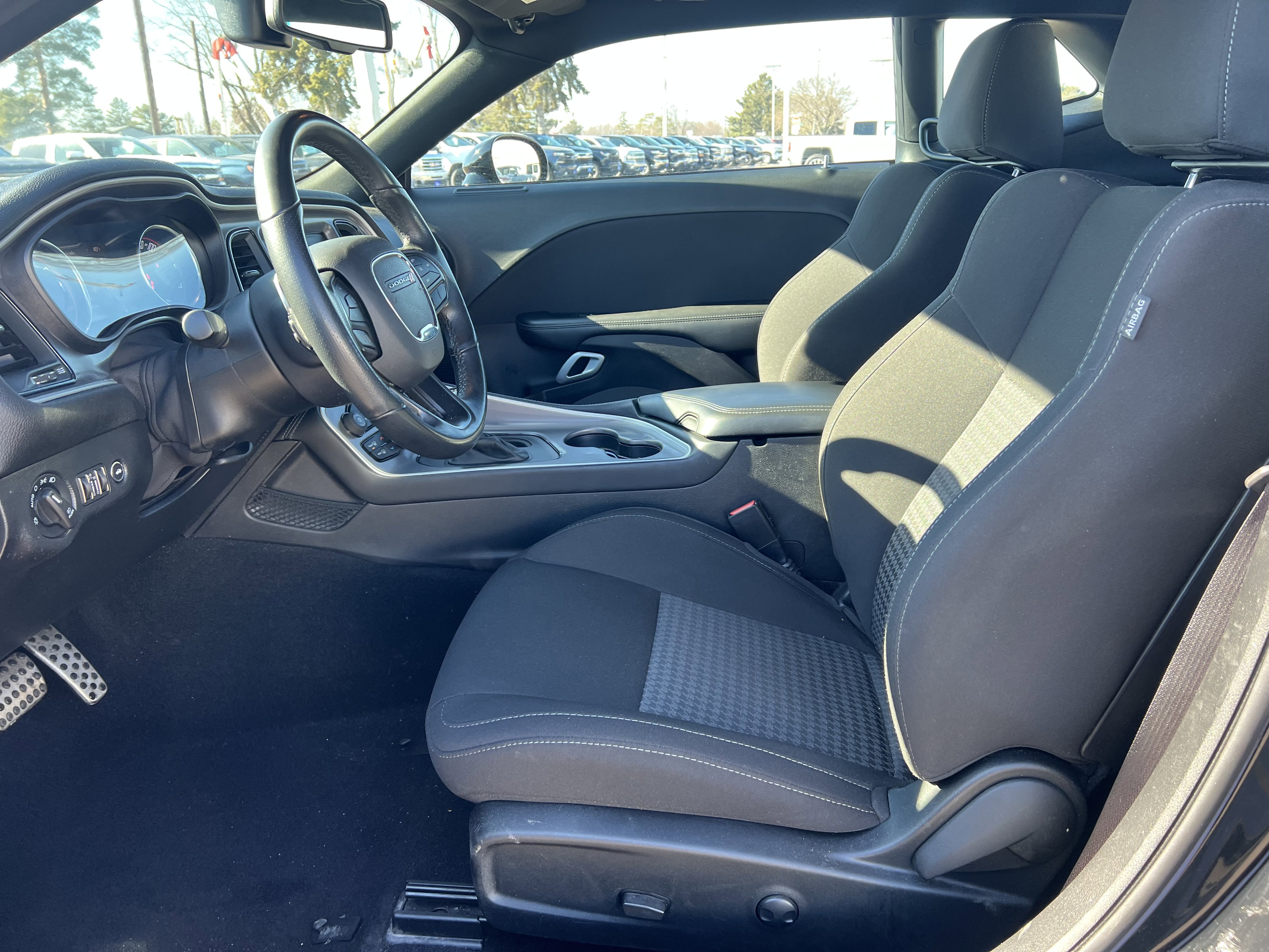 Used 2022 Dodge Challenger R/T image 15