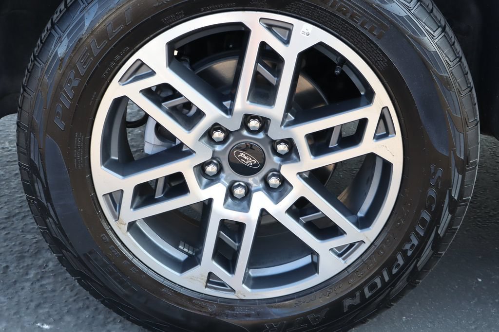 Used 2025 Ford Expedition Max Active AWD/4WD image 11