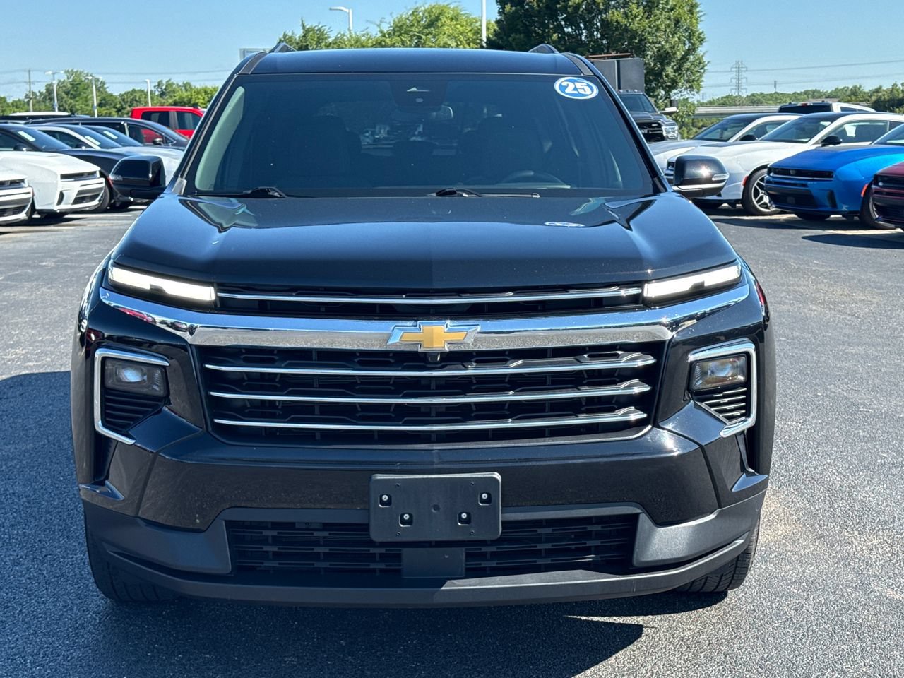 Used 2025 Chevrolet Traverse LT AWD/4WD image 7