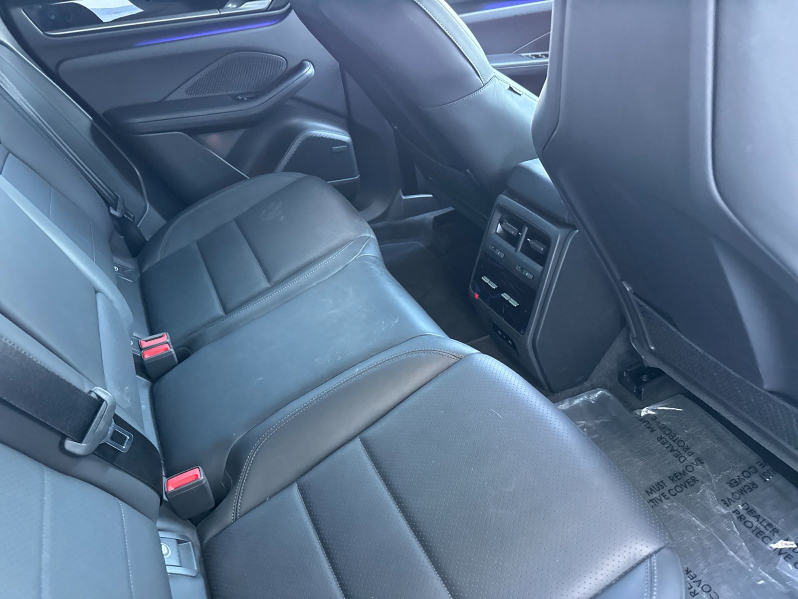 Used 2025 Porsche Macan Electric RWD image 26