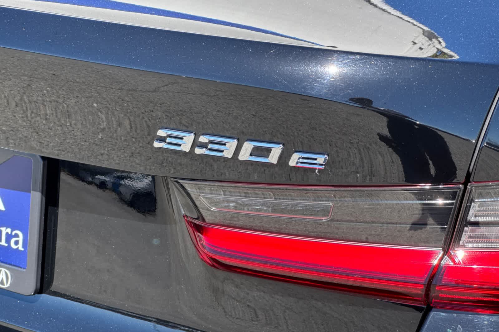 Used 2023 BMW 330e w/ Premium Package RWD image 28
