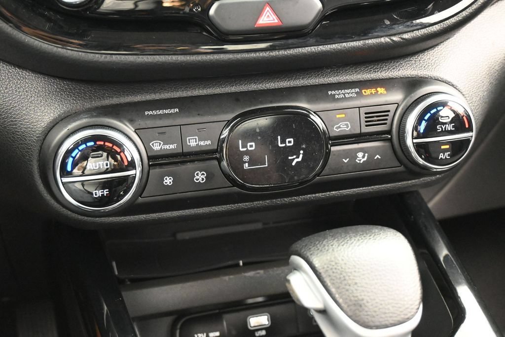 Used 2023 Kia Soul S FWD image 22