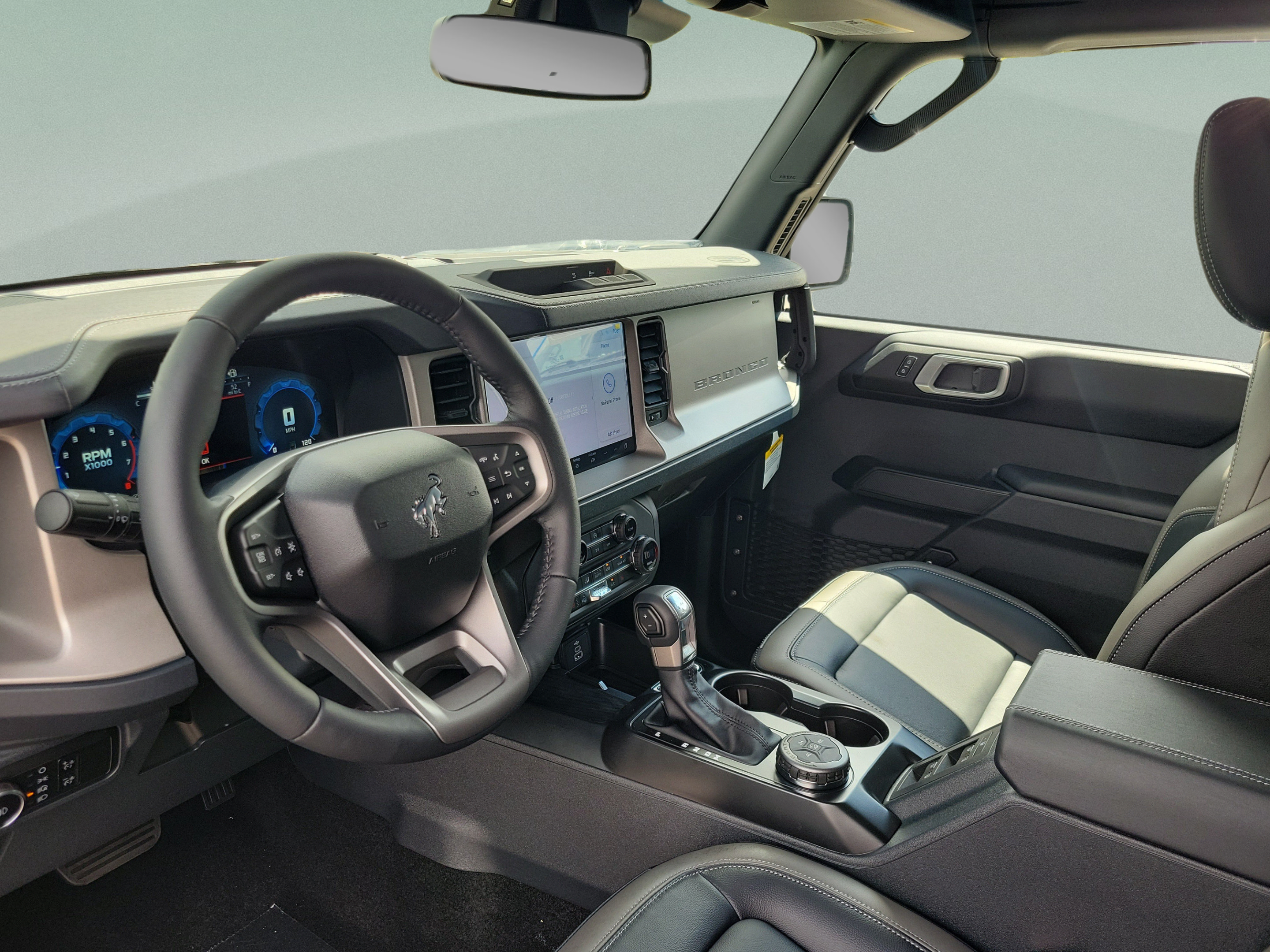 New 2026 Ford Bronco Outer Banks AWD/4WD image 16