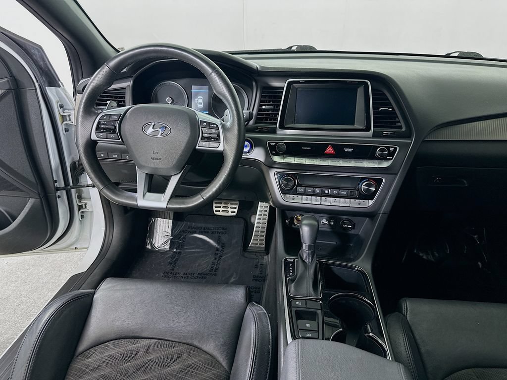 Used 2019 Hyundai Sonata Sport w/ Tech Package 03 FWD image 17