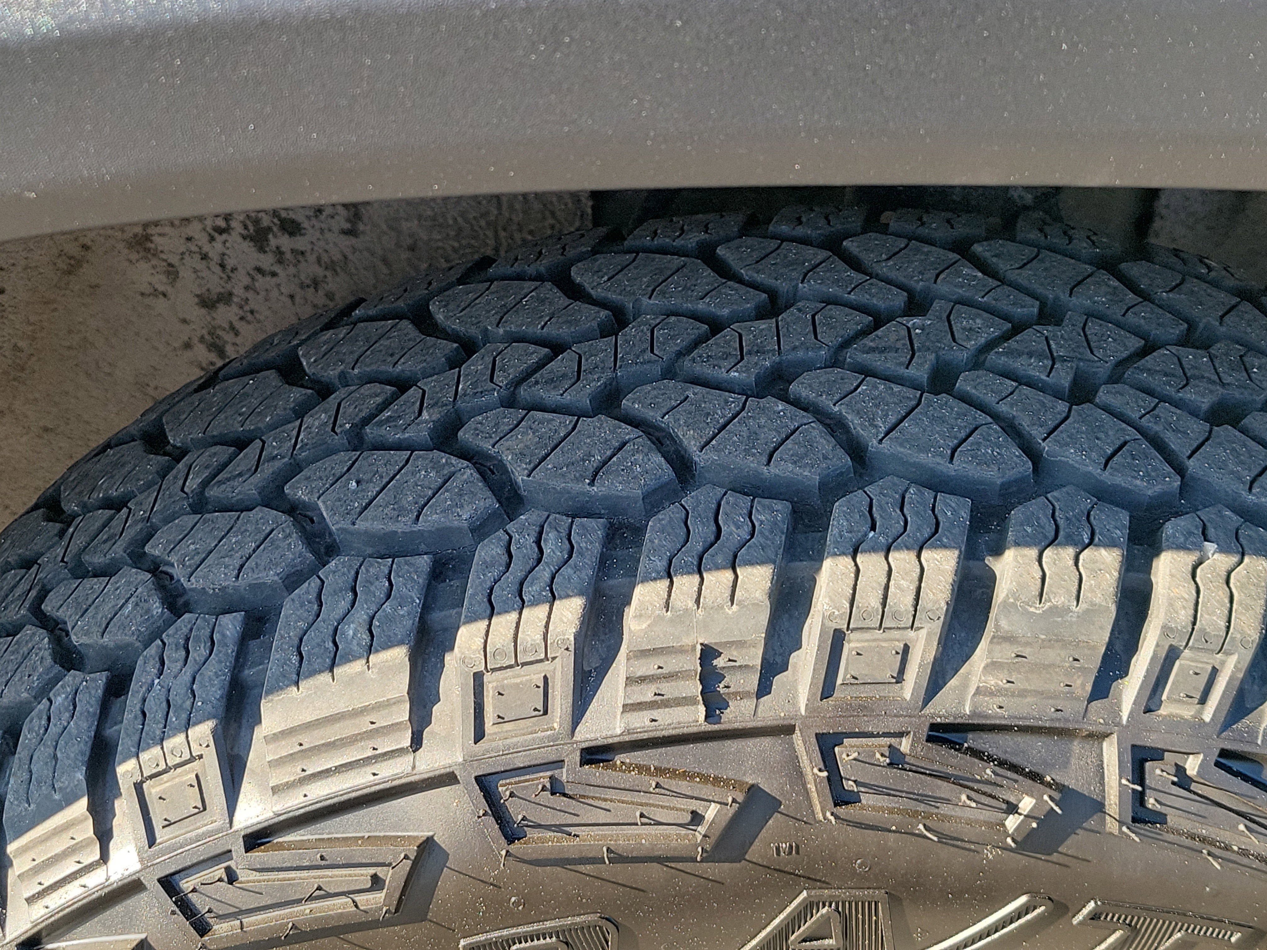 Certified 2026 Chevrolet Equinox ACTIV w/ Convenience Package III image 13