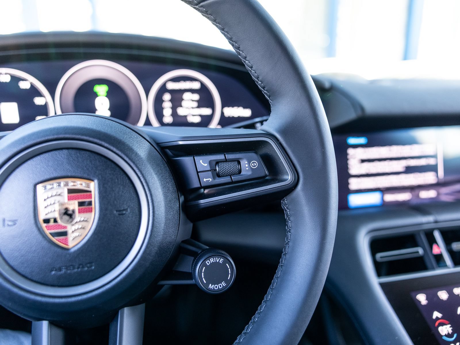 New 2026 Porsche Taycan AWD/4WD image 34