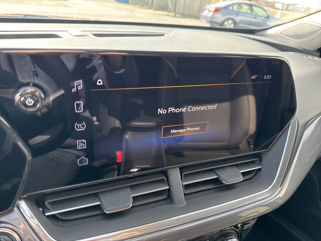 Used 2024 Chevrolet Trax ACTIV w/ Driver Confidence Package image 21