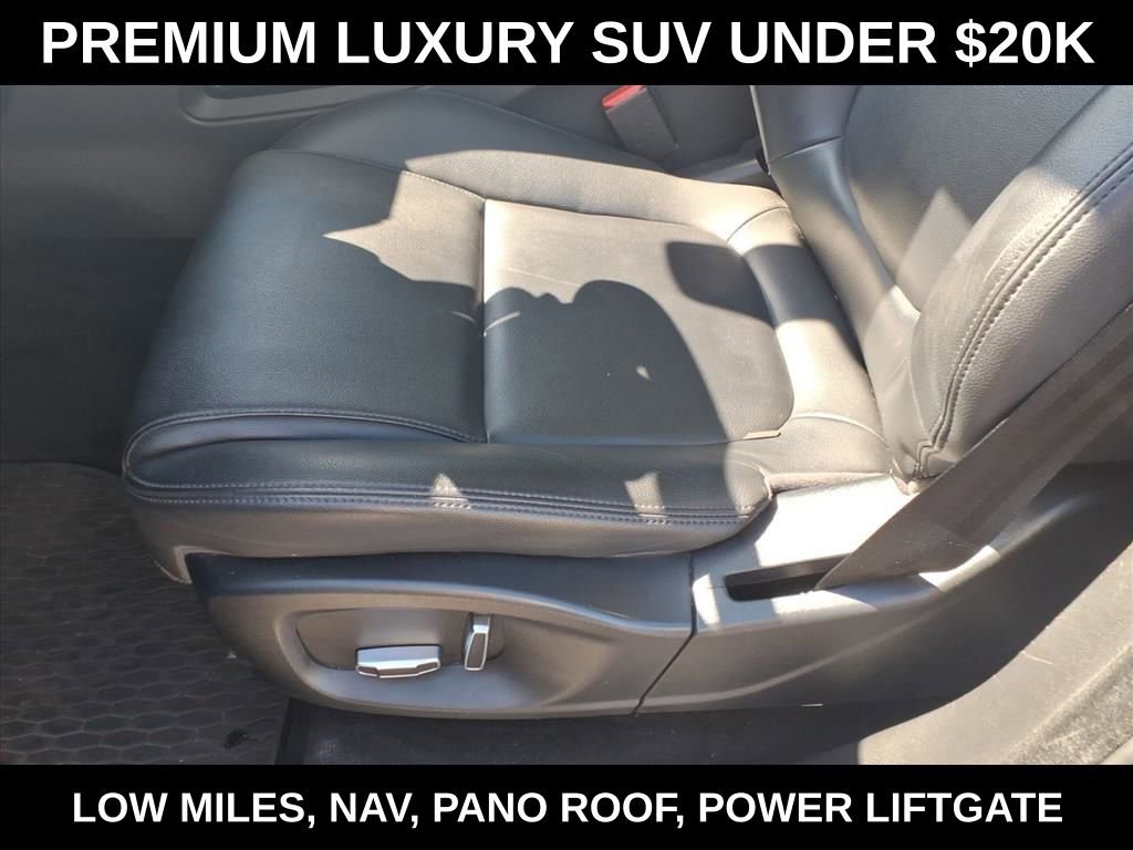 Used 2019 Jaguar F-PACE Premium image 15