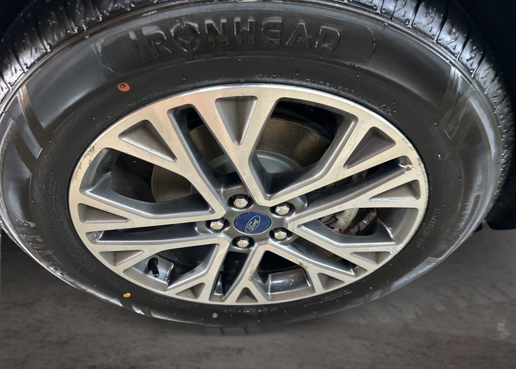 Used 2020 Ford Escape SEL AWD/4WD image 18