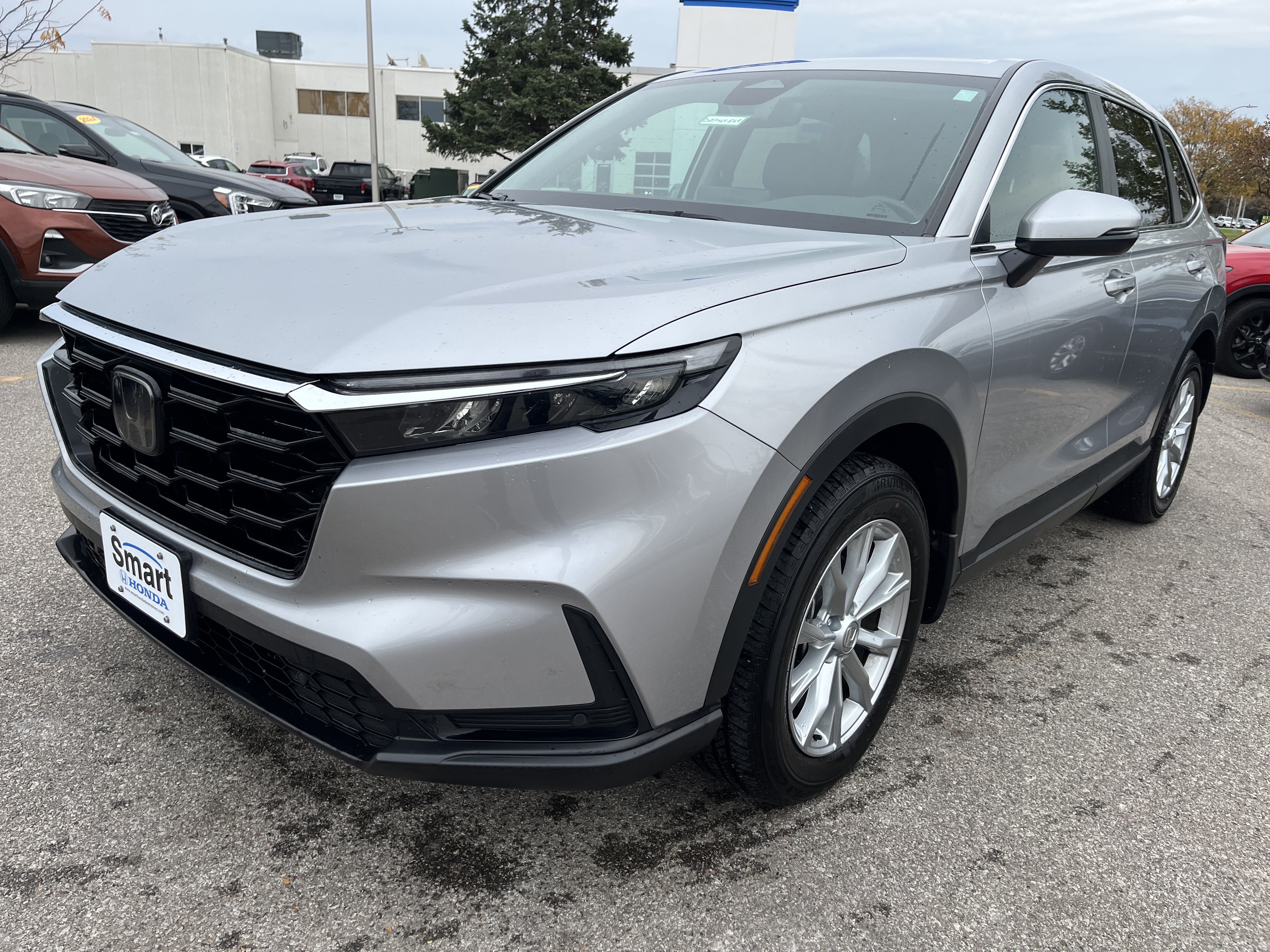 Used 2024 Honda CR-V EX-L image 2