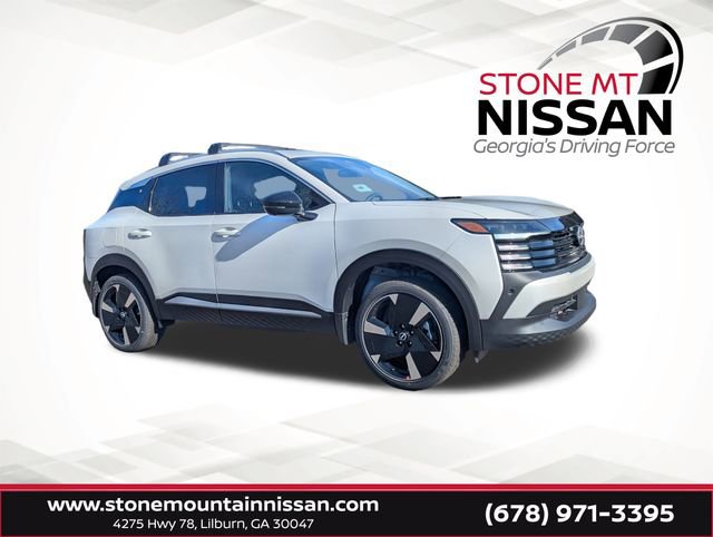 New 2026 Nissan Kicks SR w/ Cold Weather Package