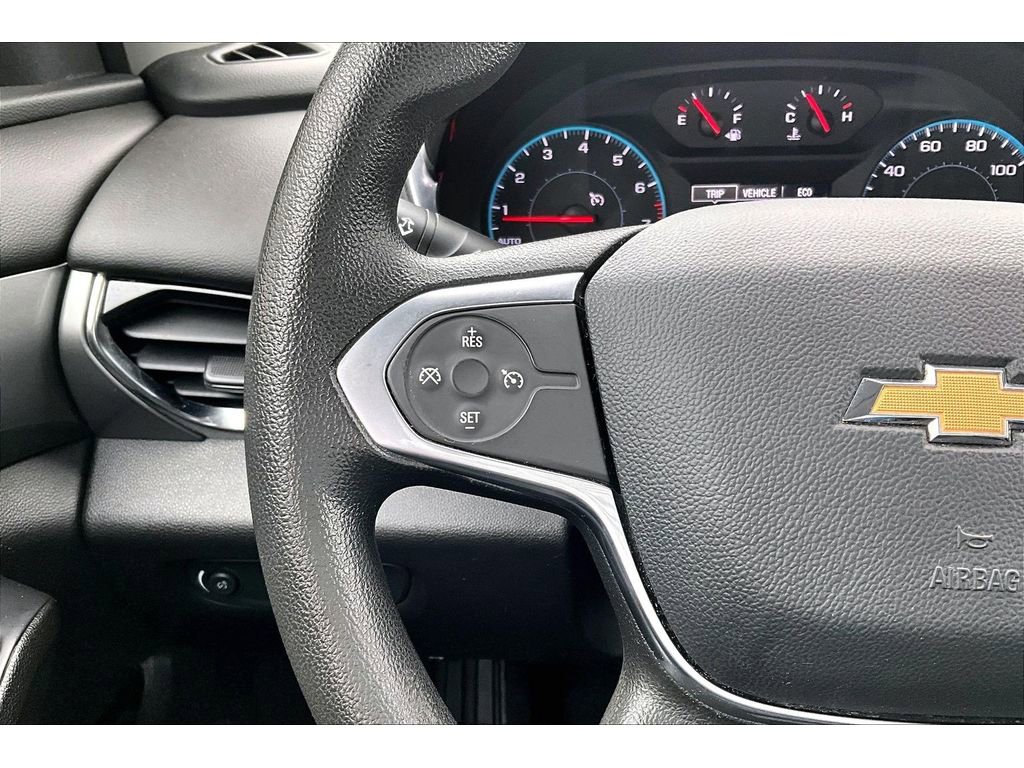Used 2021 Chevrolet Traverse LS AWD/4WD image 18